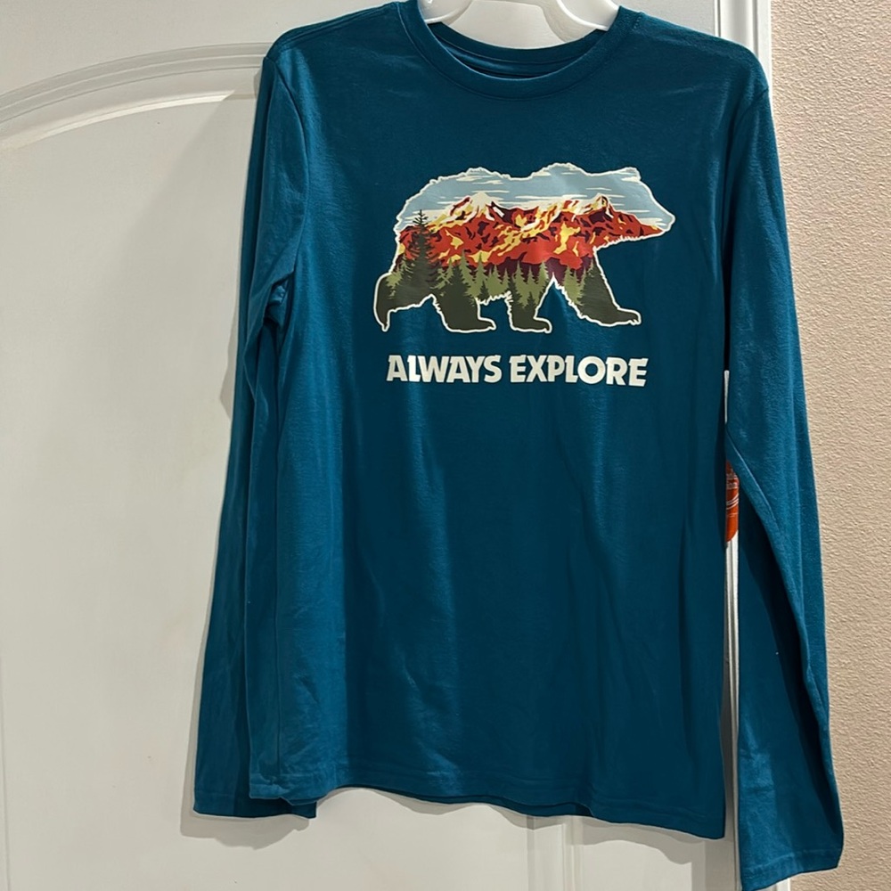 Blue long sleeve shirt